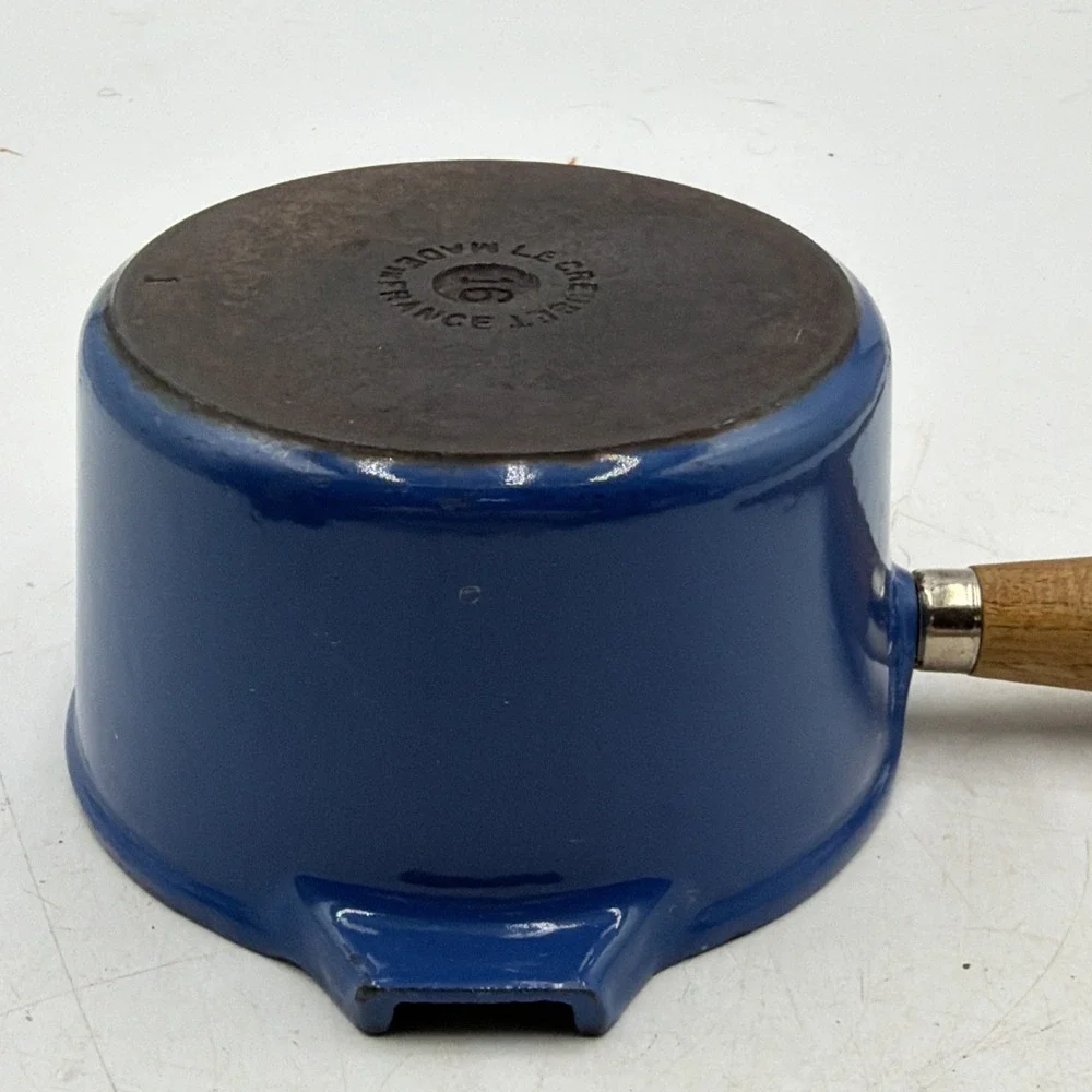 VTG Le Creuset Blue Enameled Cast Iron 1 QT Double Pour Saucepan W/Wood Handle